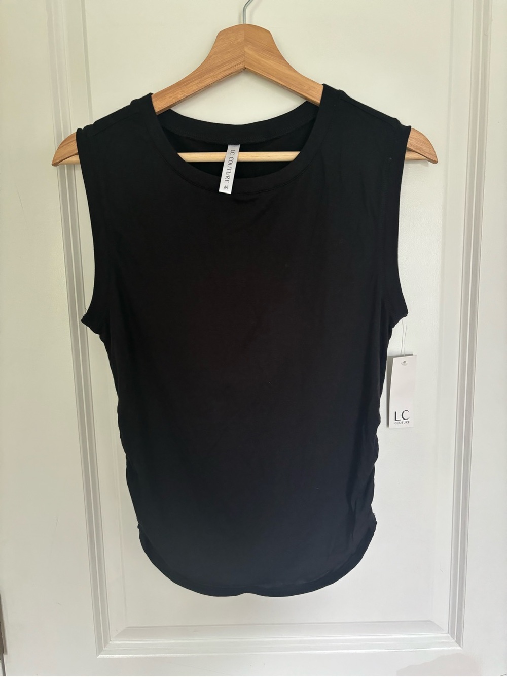 NWT LC Couture Black Tank w/ Ruched Sides M